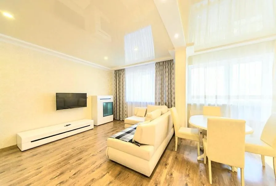 1 Room 60M2 Center Of Obolon Near River Side Kijev 0*,